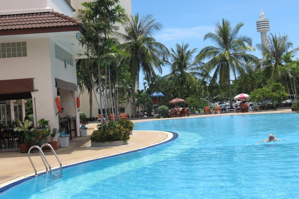 View Talay 1B Studio Pattaya Esterno foto